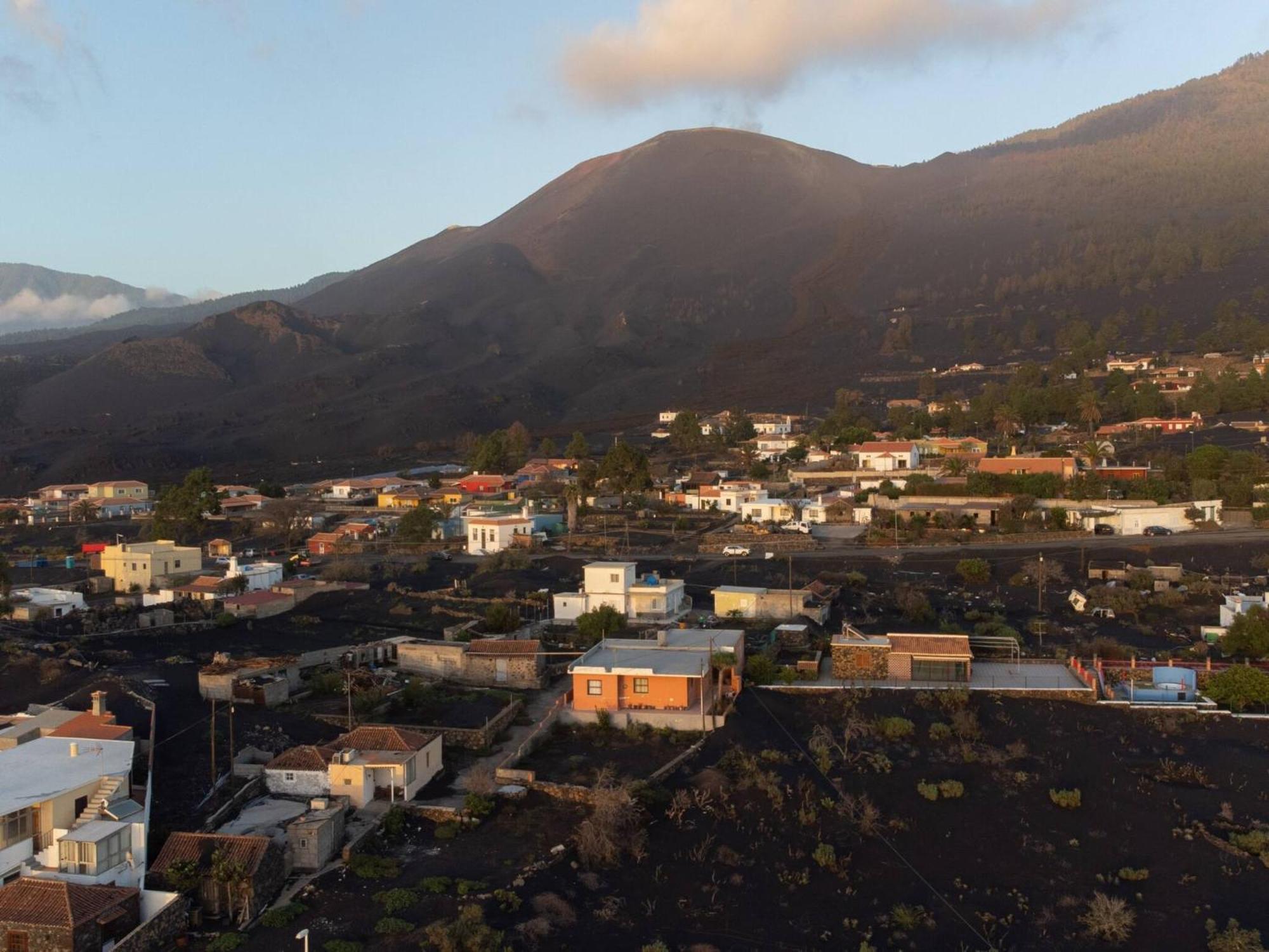 Finca Las Huellas - Moderno Apartamento Con Vistas Al Mar Y Al Volcan Los Llanos De Aridane Kültér fotó