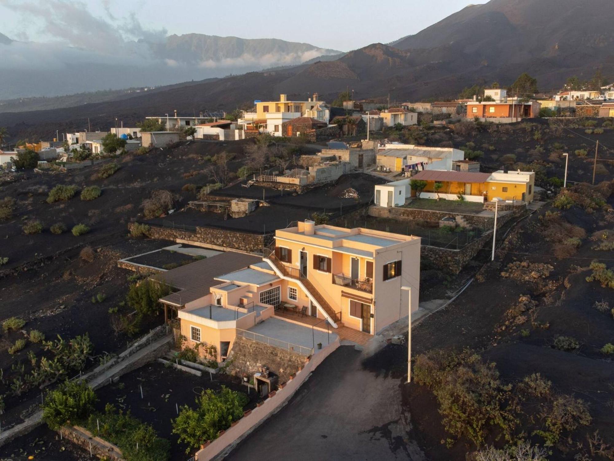 Finca Las Huellas - Moderno Apartamento Con Vistas Al Mar Y Al Volcan Los Llanos De Aridane Kültér fotó